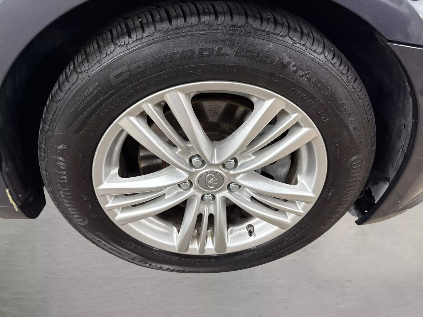2012 Infiniti G - Image 15