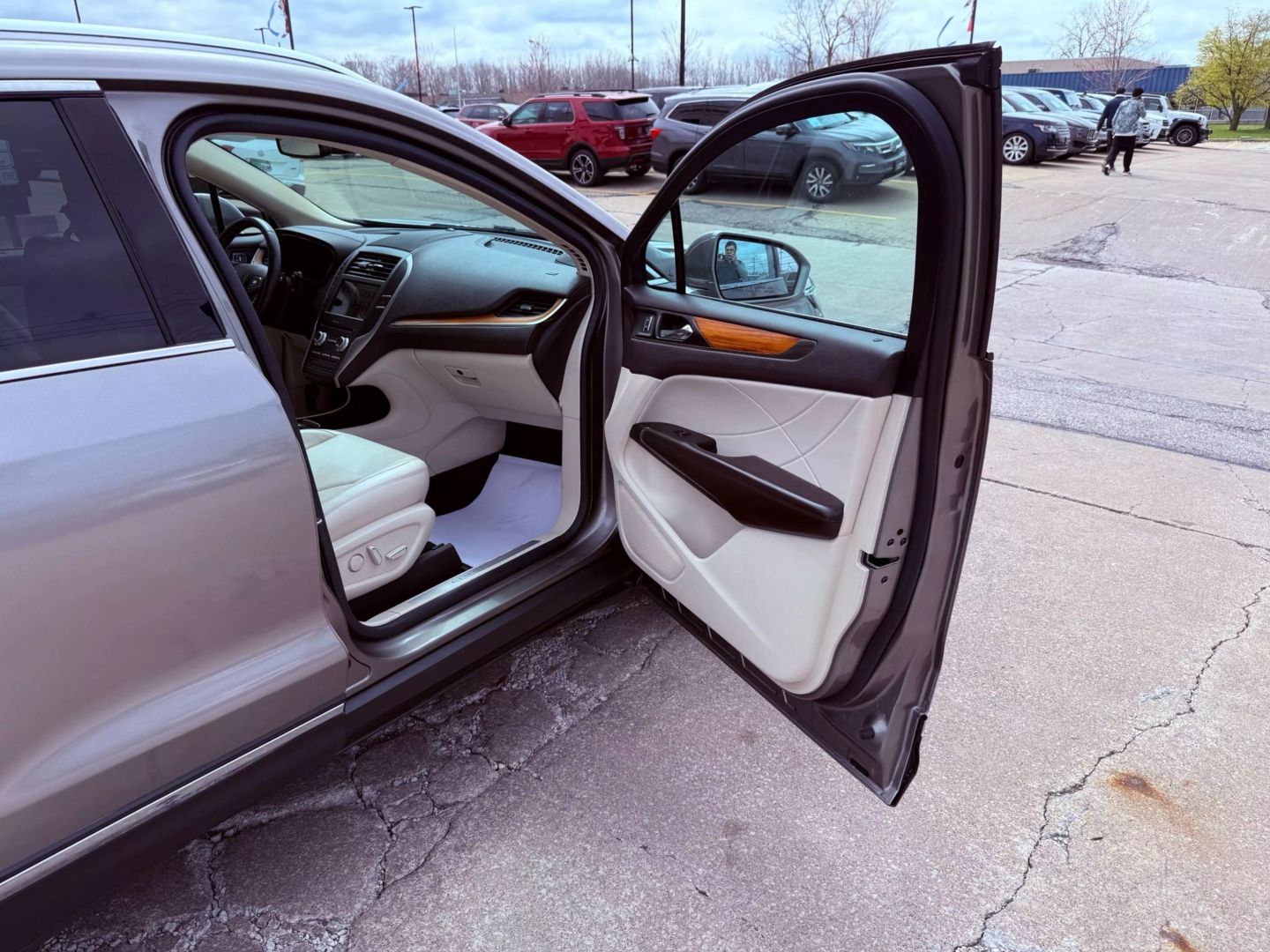 2016 Lincoln Mkc - Image 25