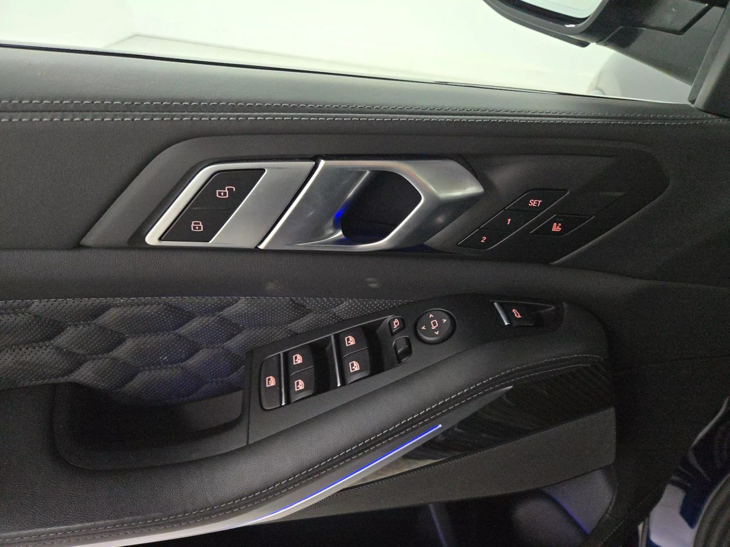 2022 Bmw X5 M - Image 28