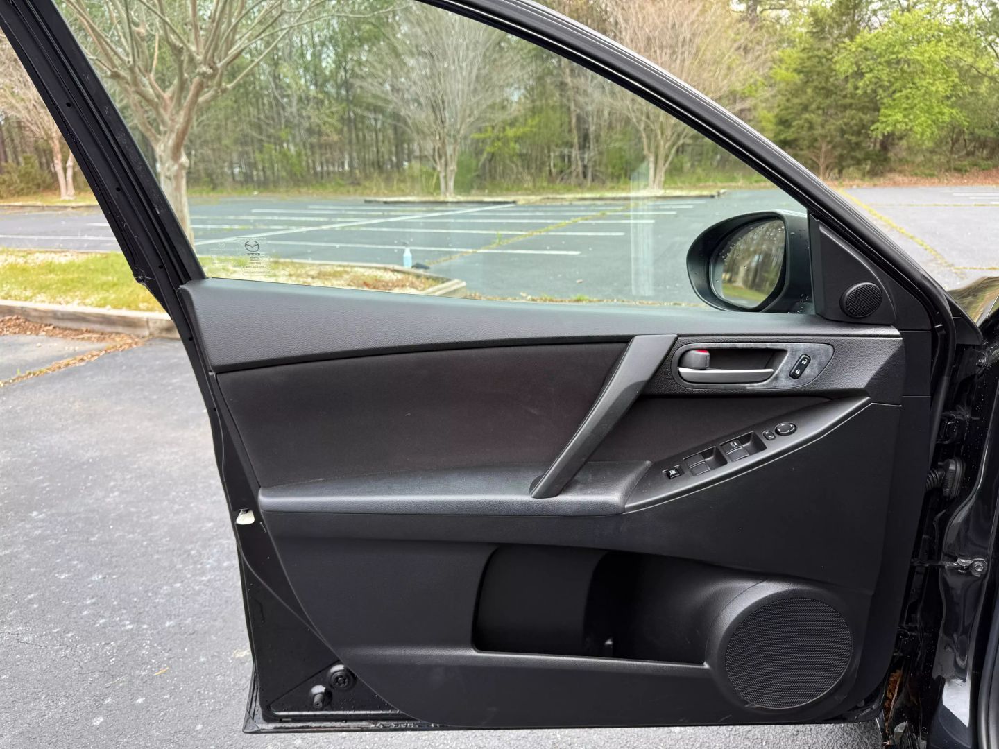 2010 Mazda Mazda3 - Image 9