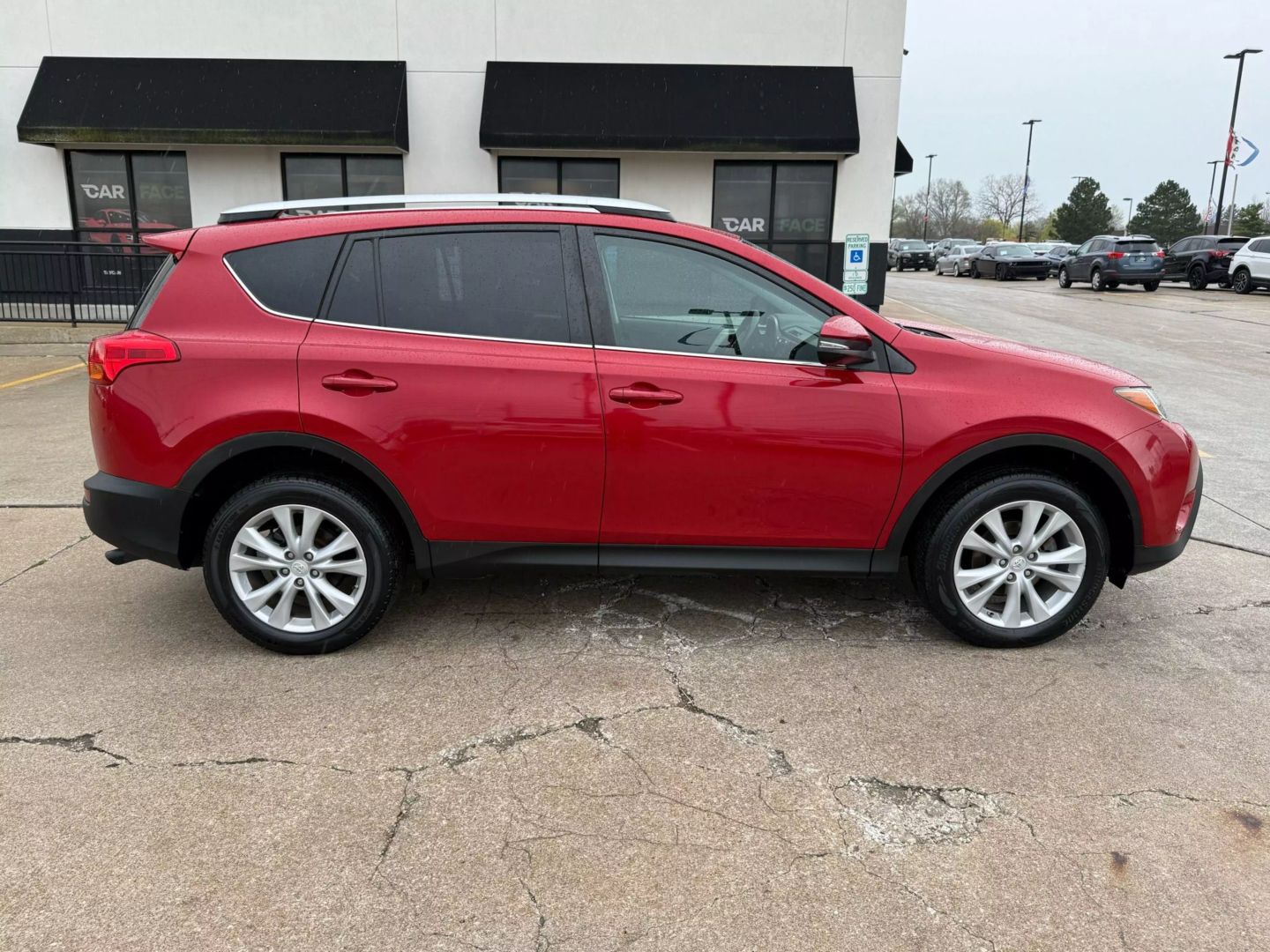 2015 Toyota Rav4 - Image 17