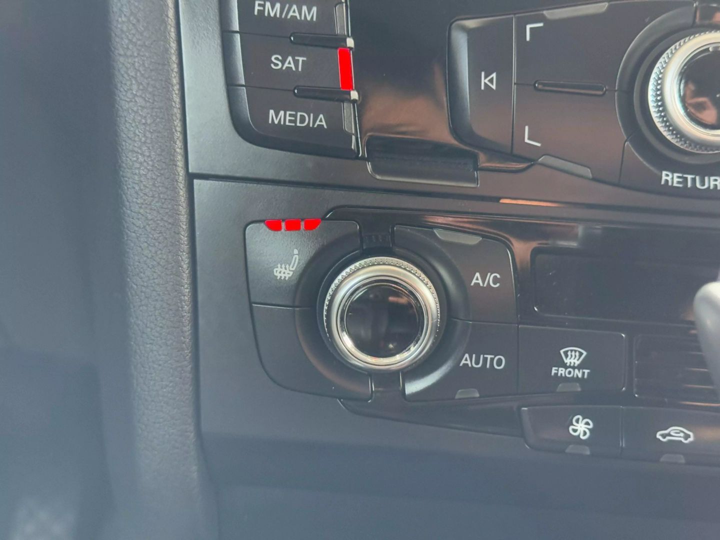 2016 Audi A4 - Image 29