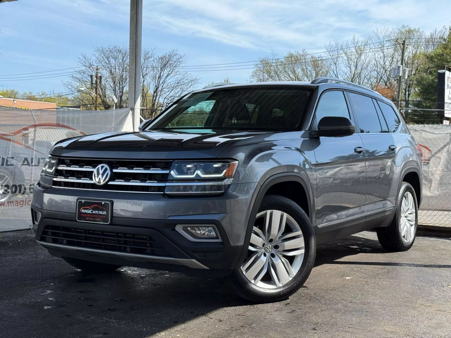 2020 Volkswagen Atlas - Image 1