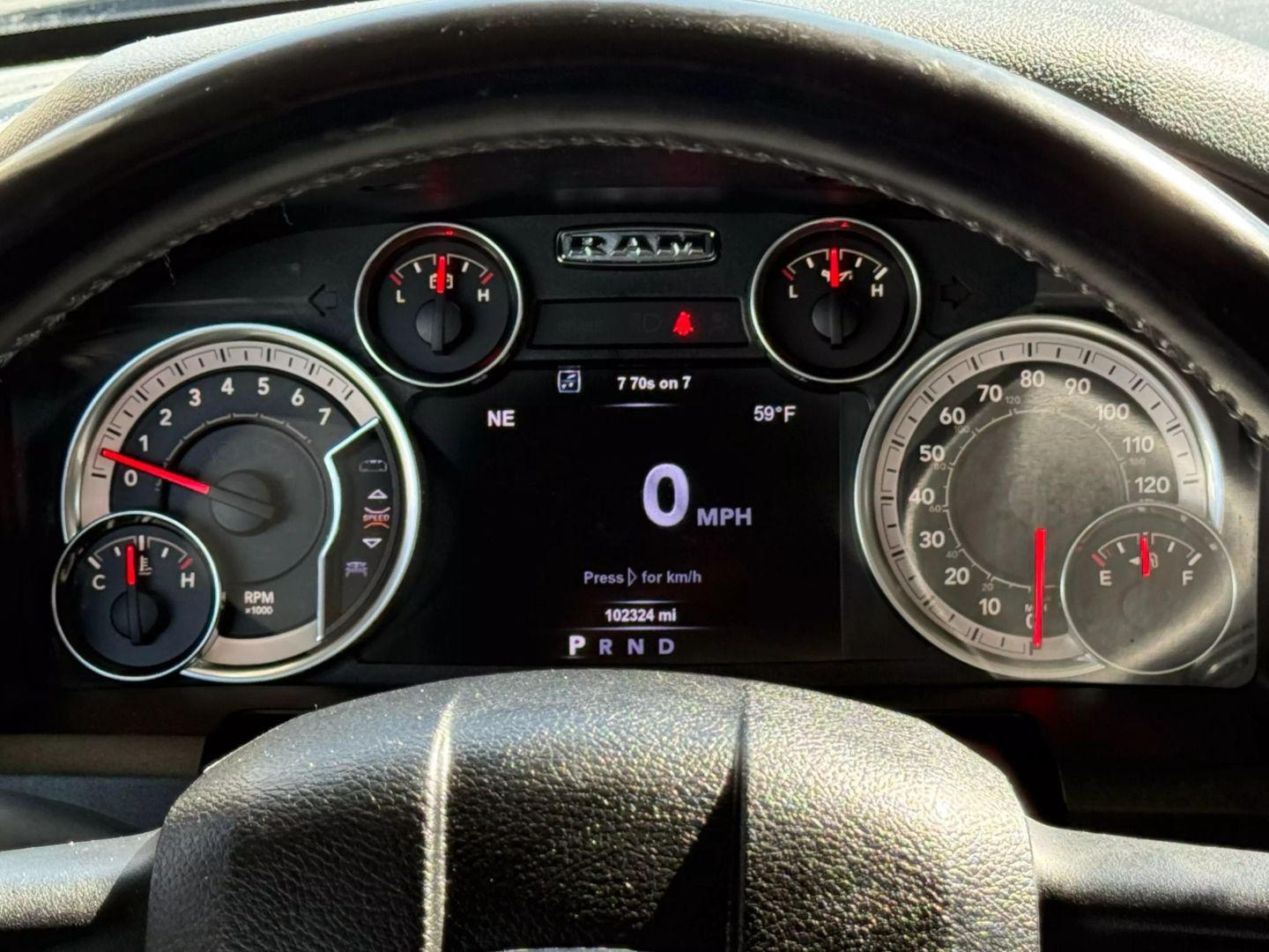2017 Ram 1500 Crew Cab - Image 34