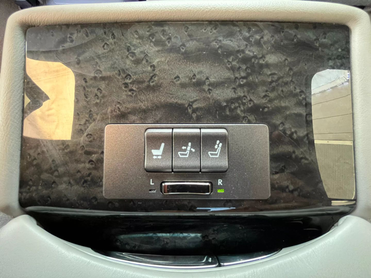 2012 Lexus Ls  Vin: Jthbl1ef1c5112248 Stock Id: 112248 - Image 21