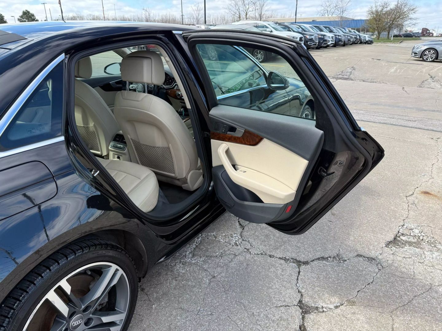 2017 Audi A4 - Image 21