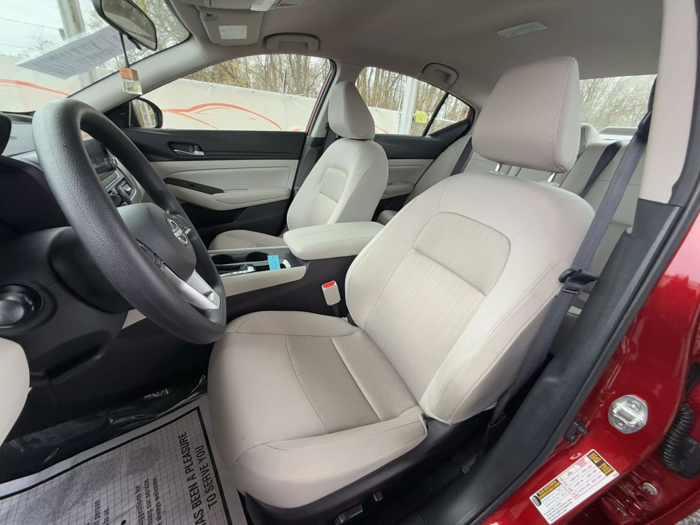 2025 Nissan Altima - Image 16