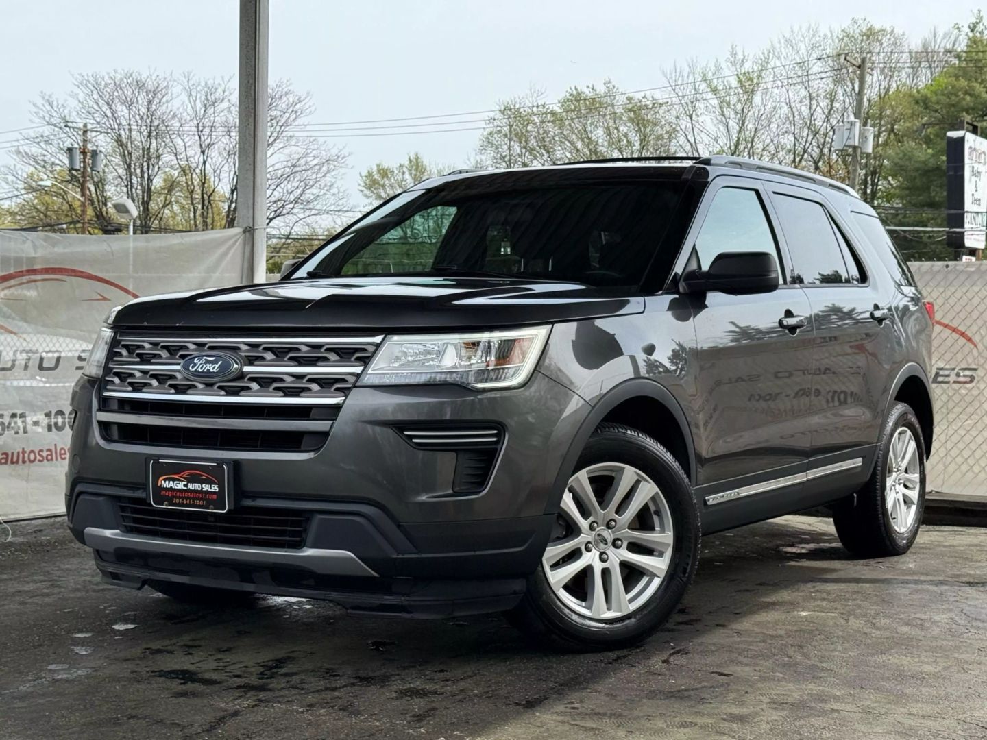 2018 Ford Explorer - Image 1