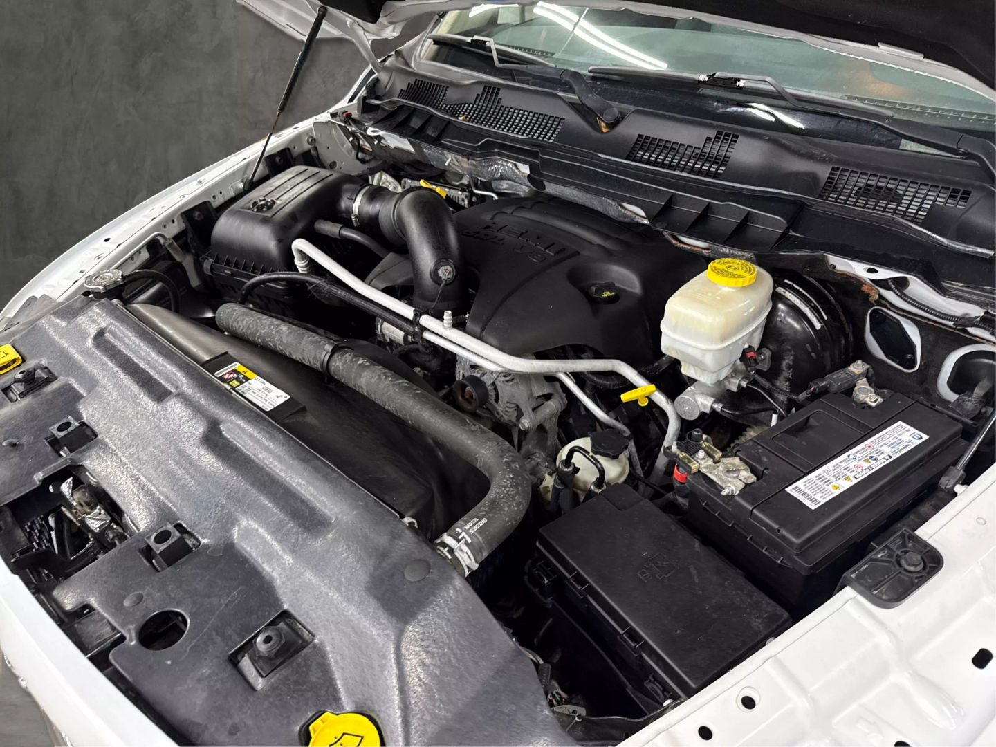 2017 Ram 2500 Regular Cab - Image 9