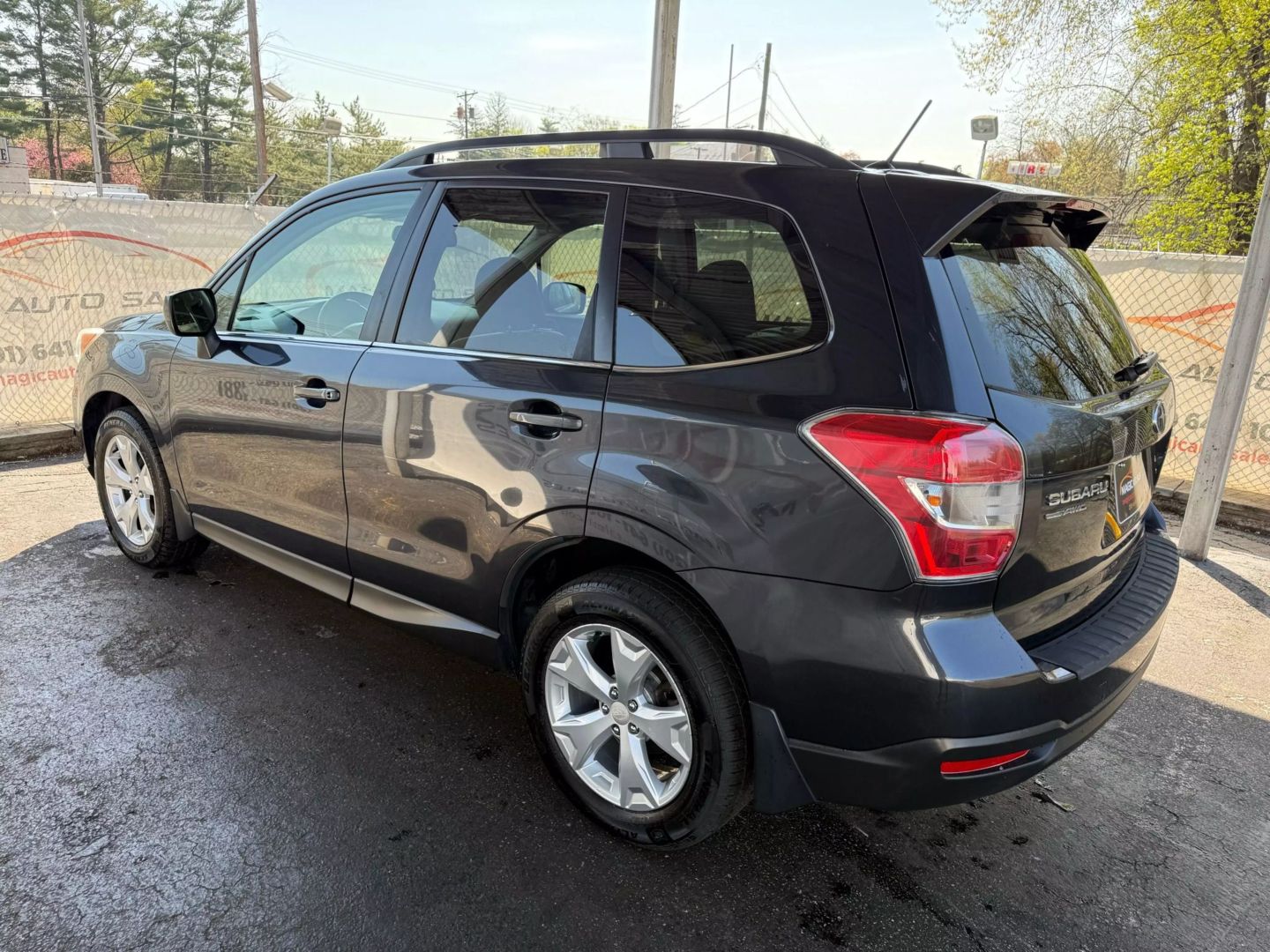 2014 Subaru Forester - Image 12