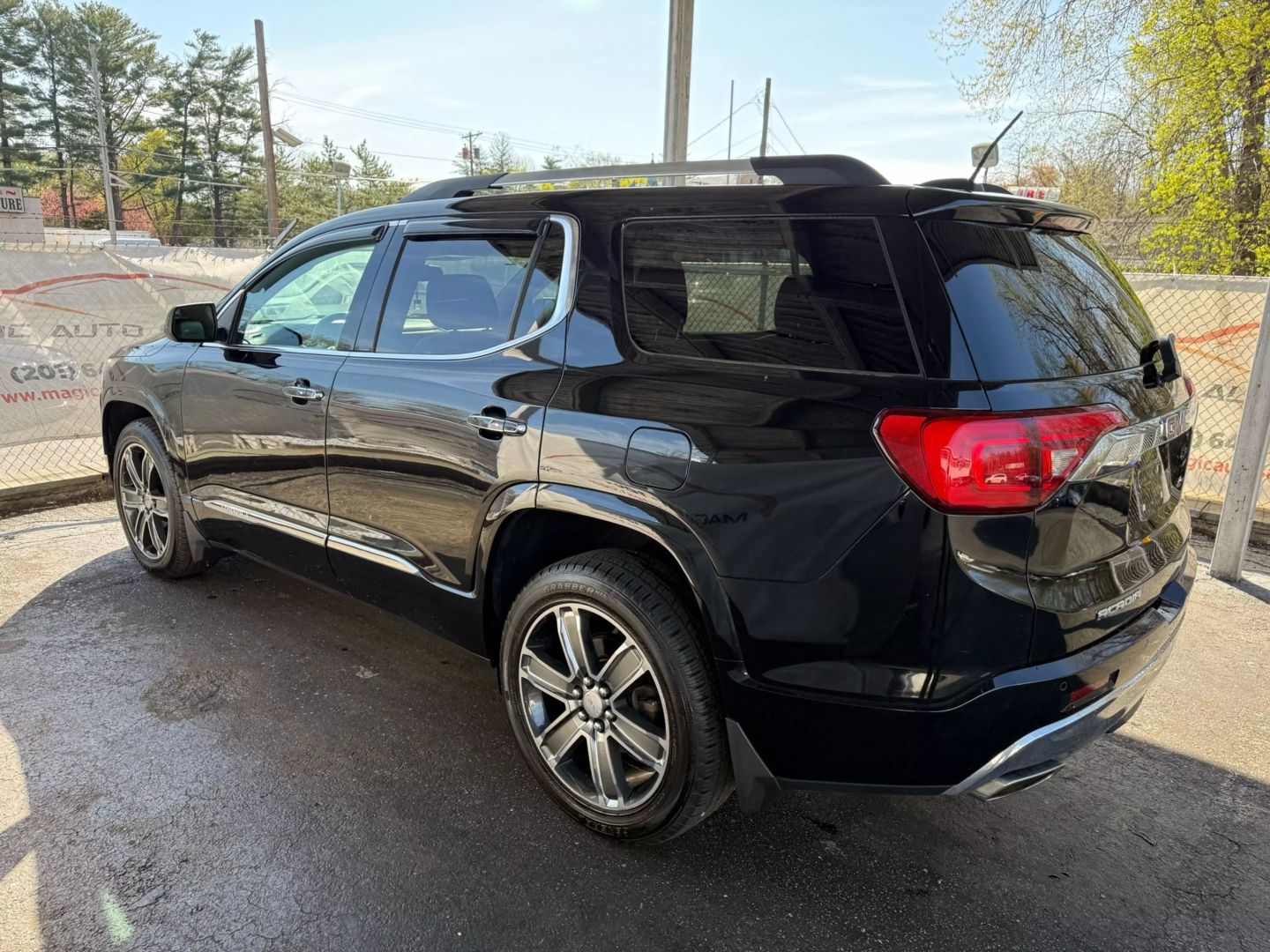 2017 Gmc Acadia - Image 13