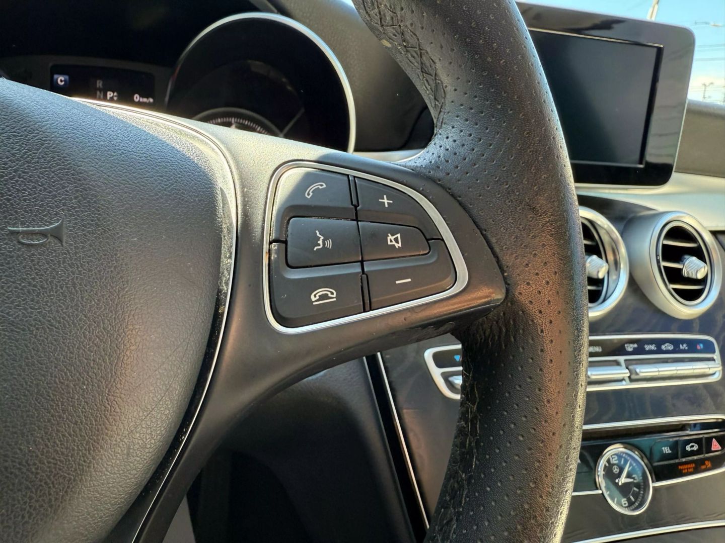 2017 Mercedes-benz C-class - Image 27