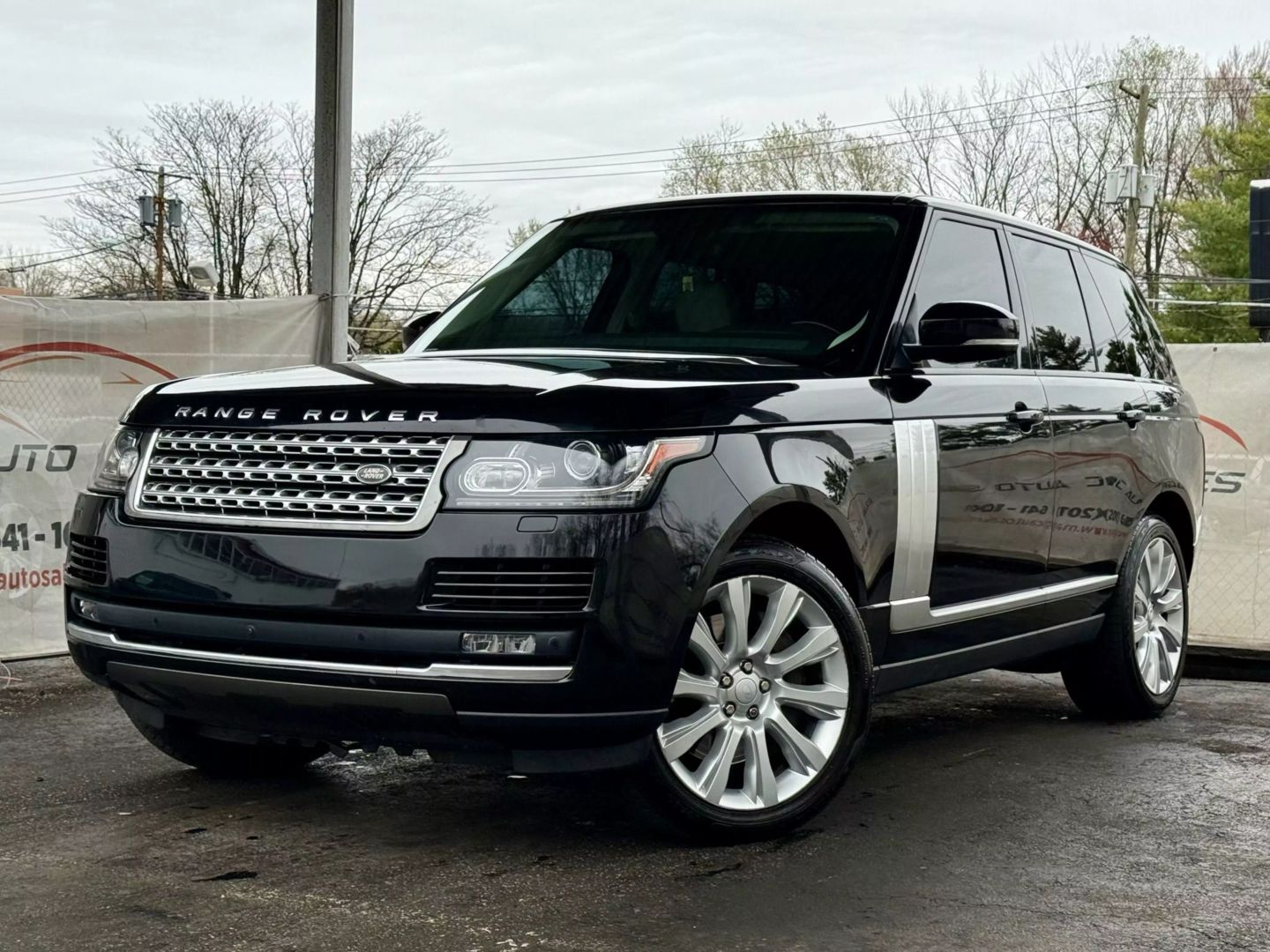 2017 Land Rover Range Rover - Image 1