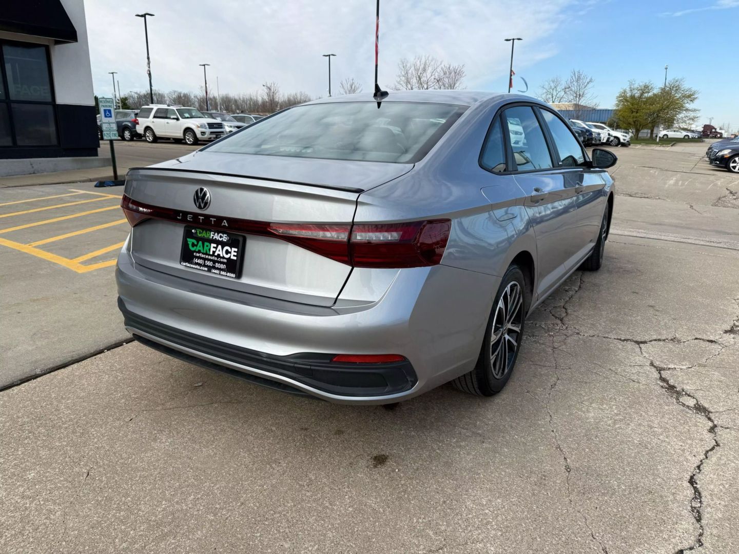 2025 Volkswagen Jetta - Image 14