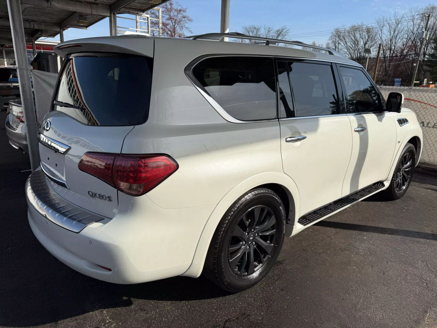 2017 Infiniti Qx80 - Image 12