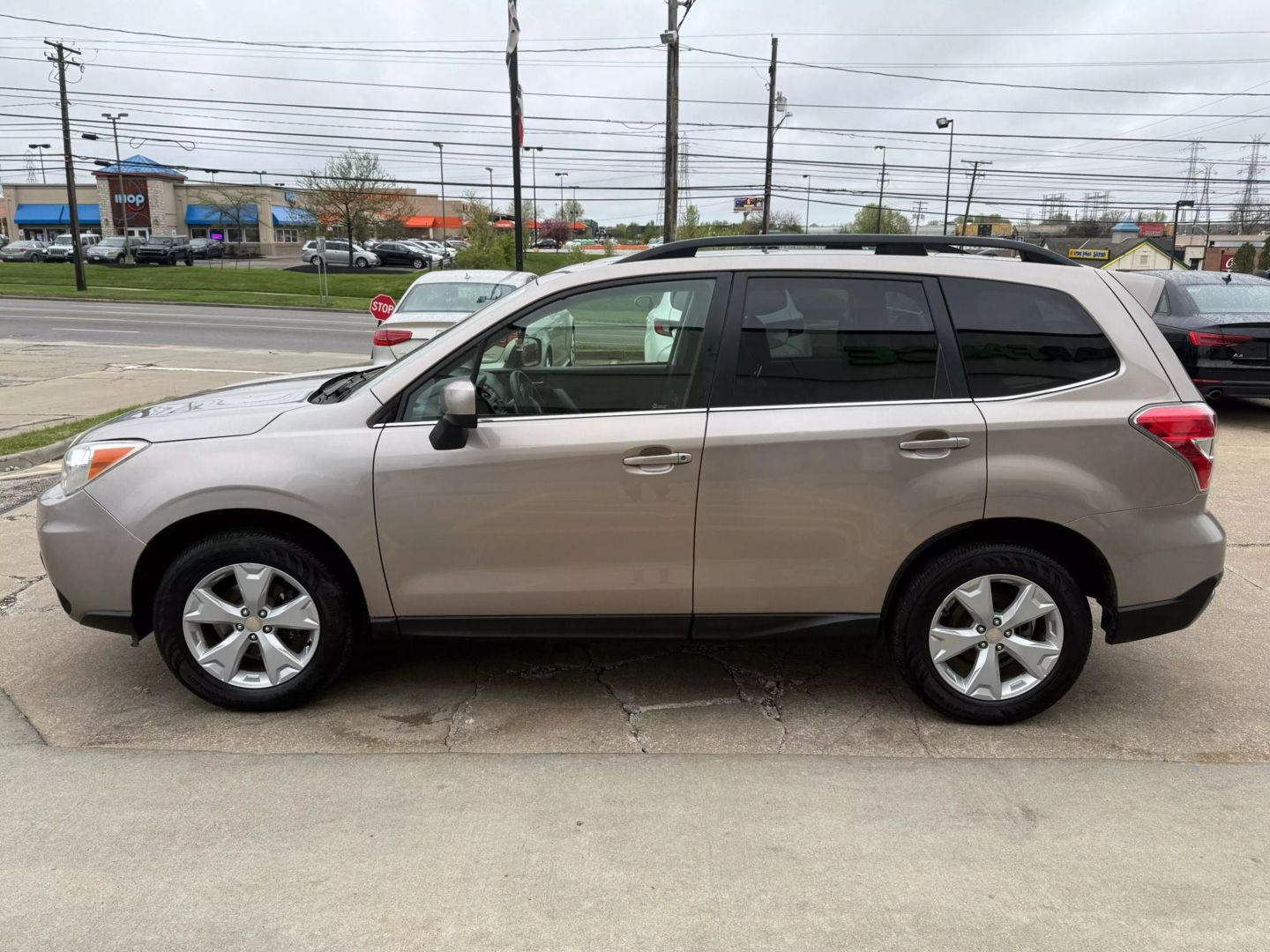 2015 Subaru Forester - Image 6