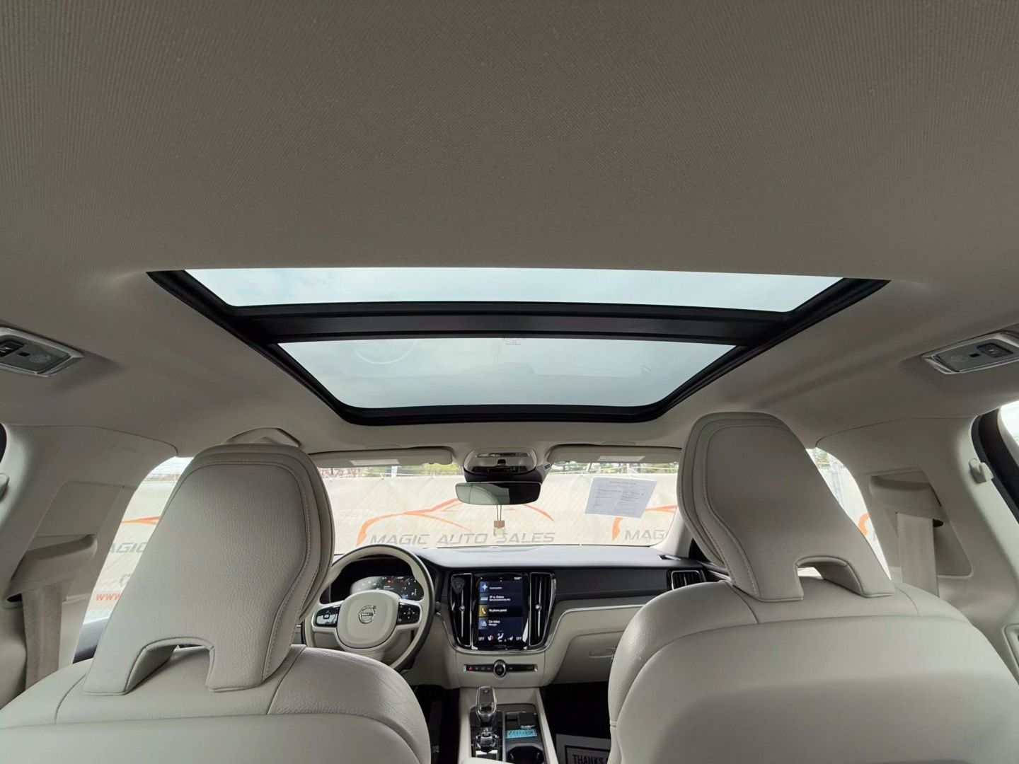 2022 Volvo S60 - Image 39
