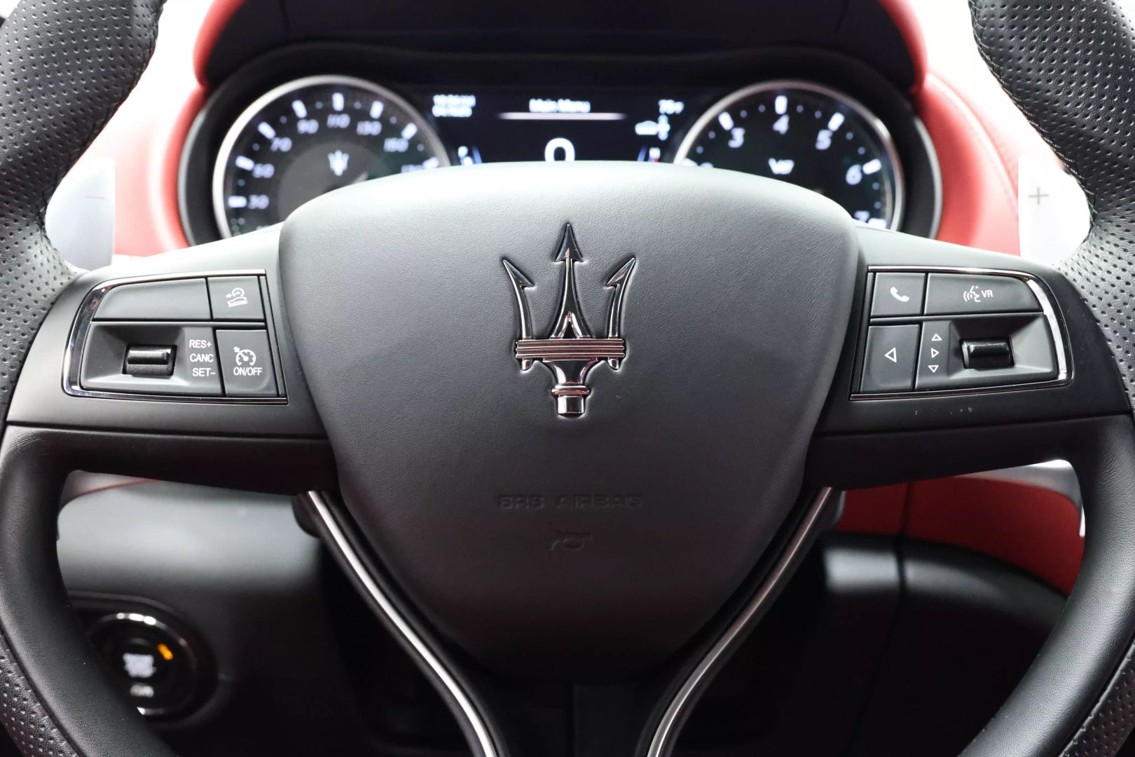 2022 Maserati Levante - Image 25