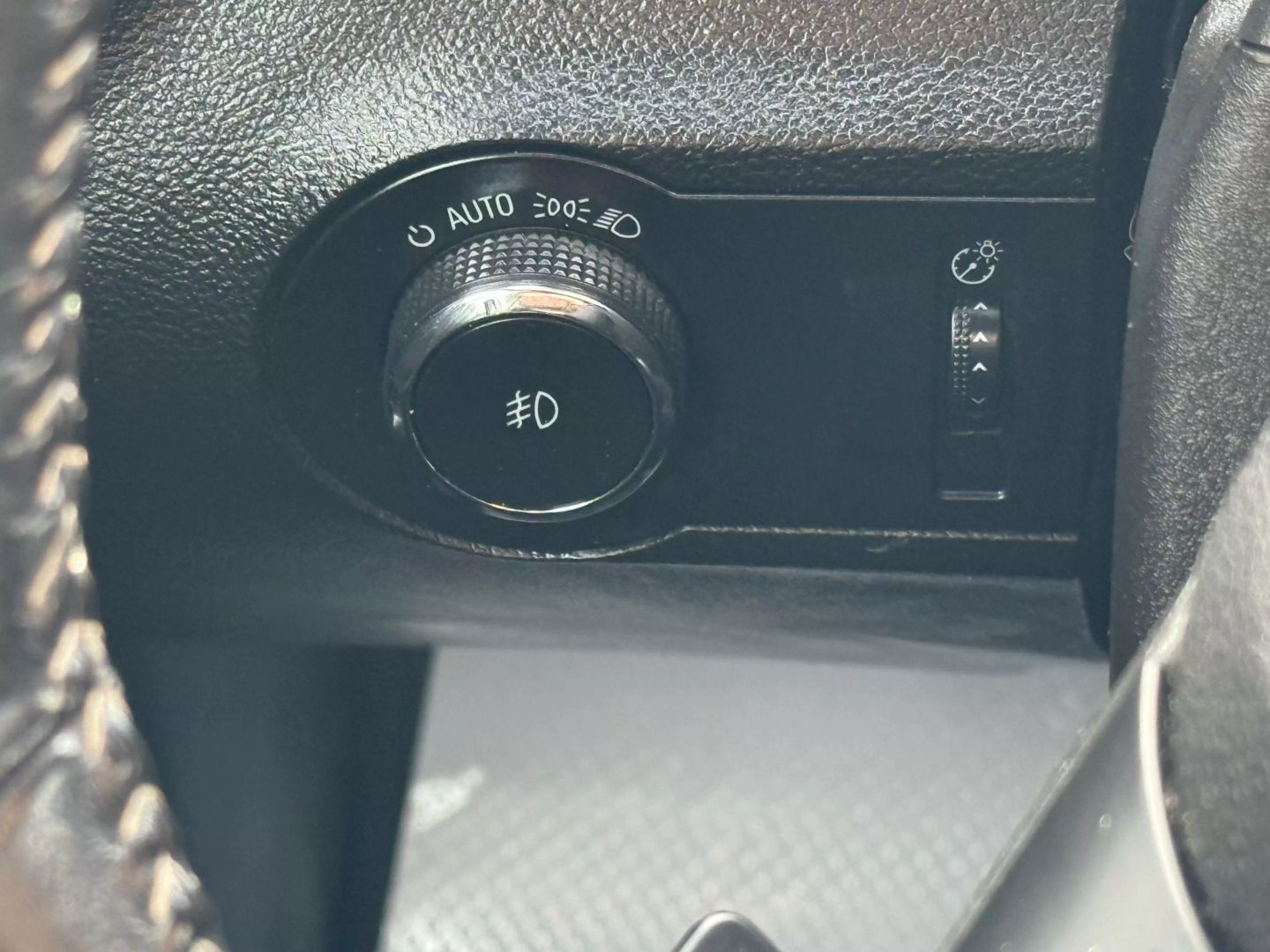 2013 Chevrolet Camaro - Image 38