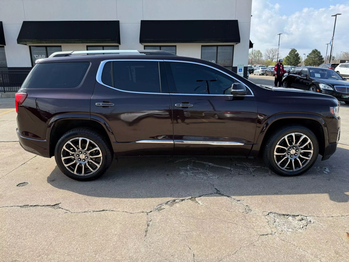 2020 Gmc Acadia - Image 16