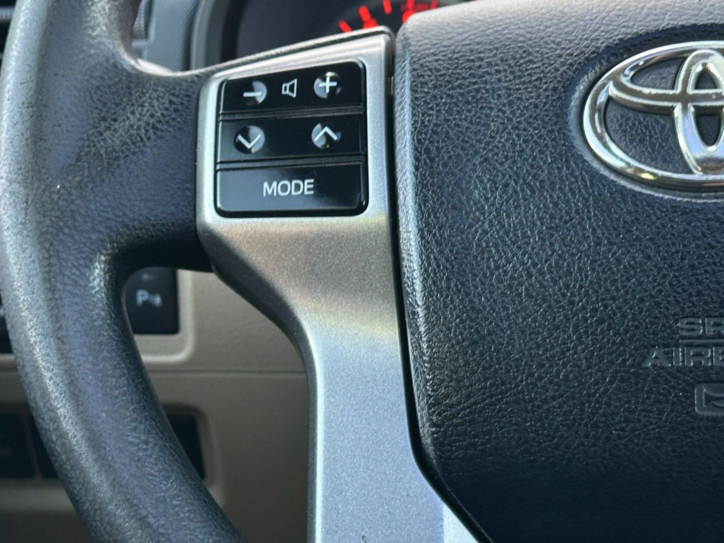 2012 Toyota 4runner - Image 26