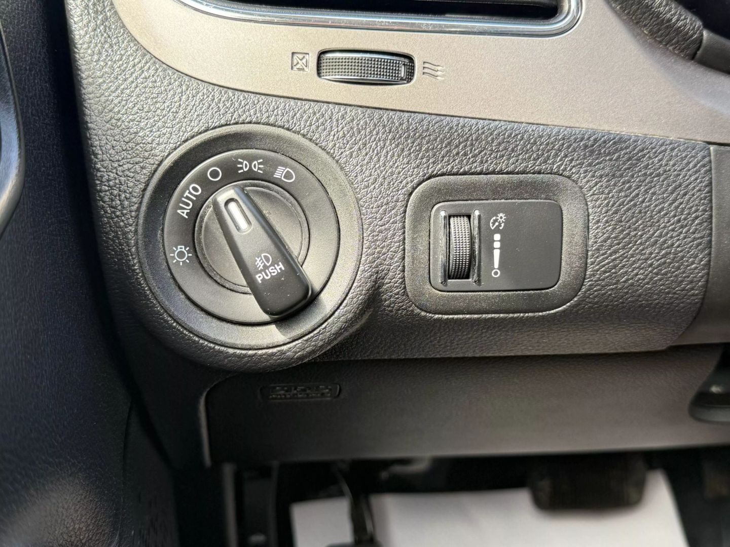 2019 Dodge Journey - Image 42