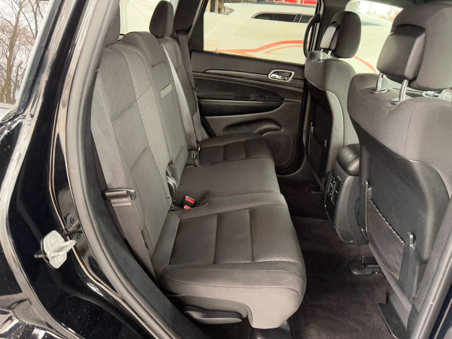 2019 Jeep Grand Cherokee - Image 22