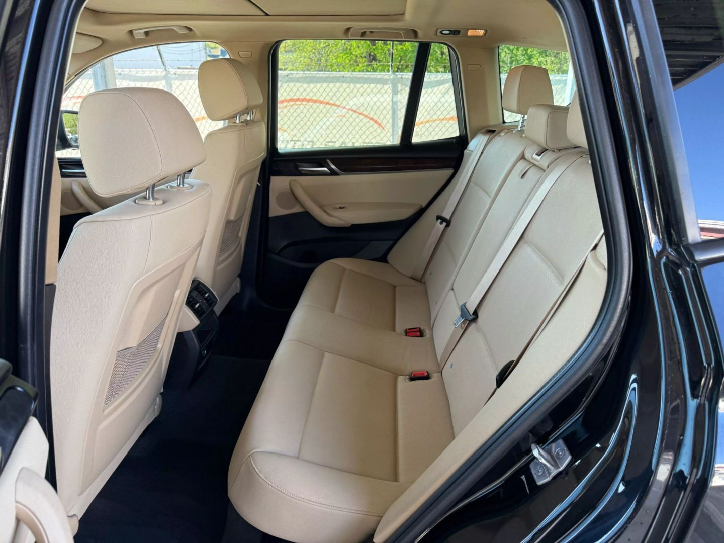 2017 Bmw X3 - Image 18