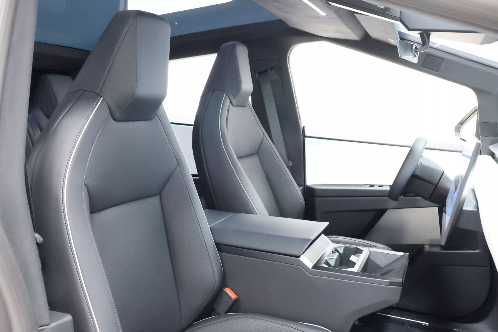 2024 Tesla Cybertruck - Image 122