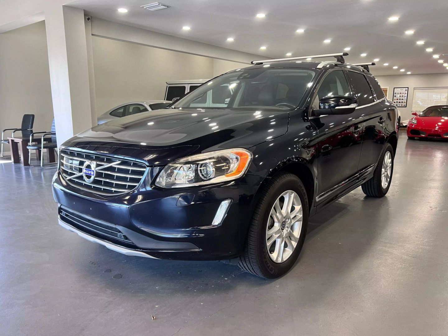 2016 Volvo Xc60 T5 Platinum Sport Utility 4d - Image 3
