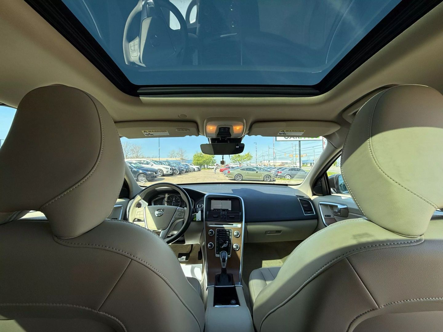 2015 Volvo Xc60 - Image 28