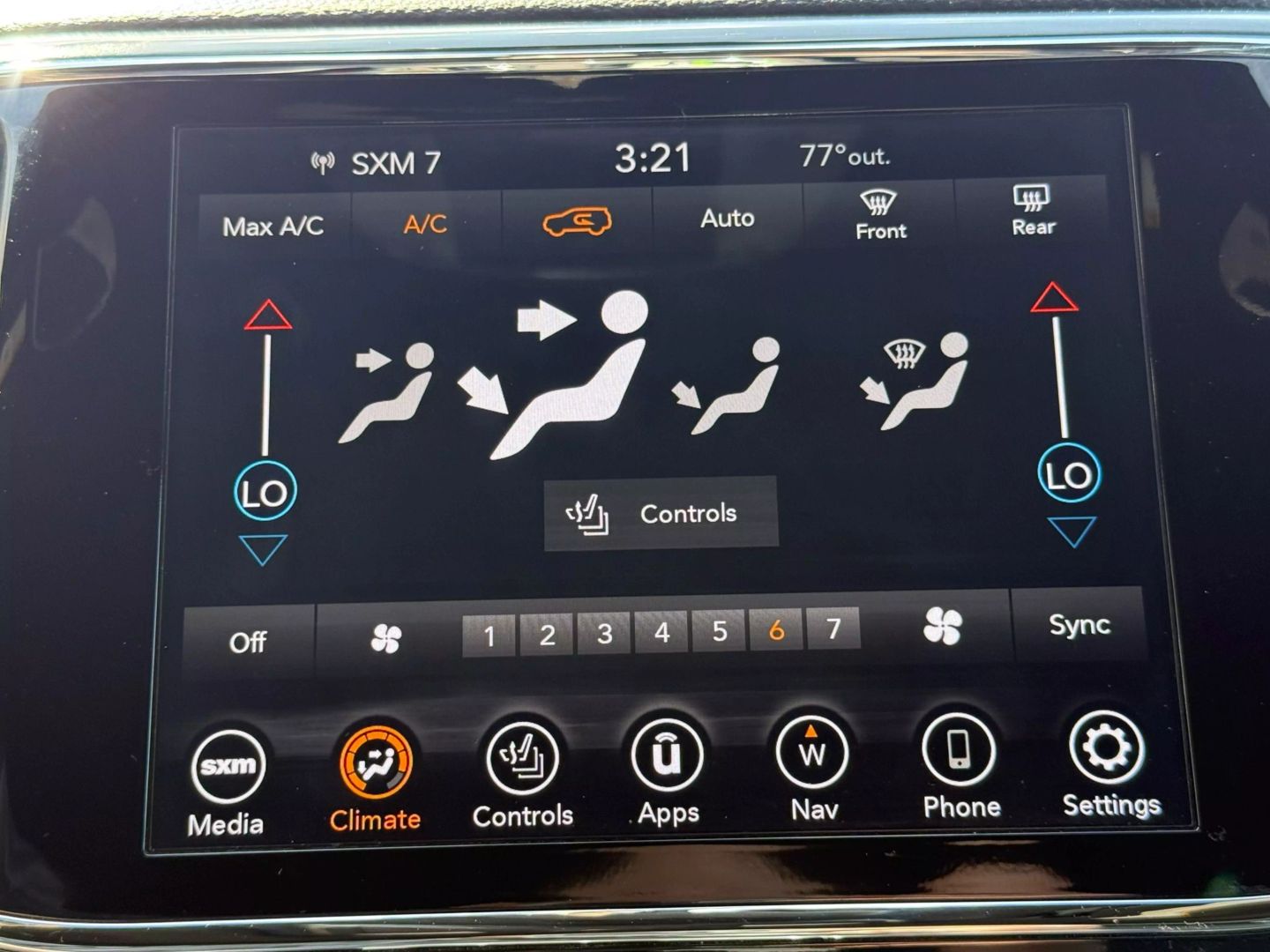 2020 Jeep Grand Cherokee - Image 37
