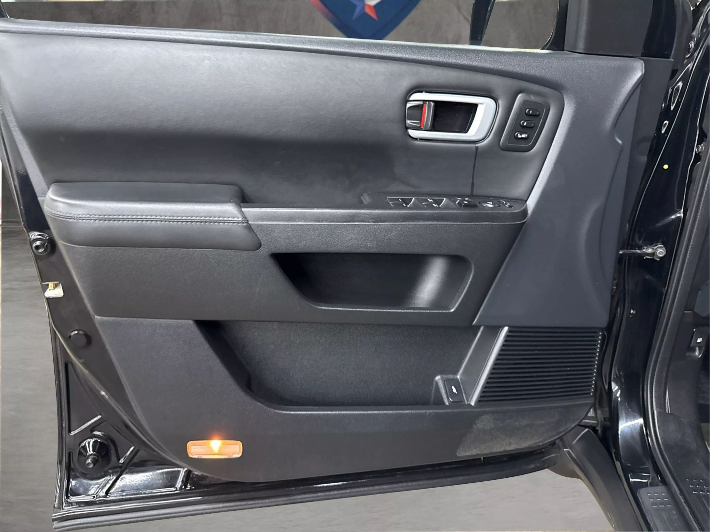 2015 Honda Pilot - Image 37