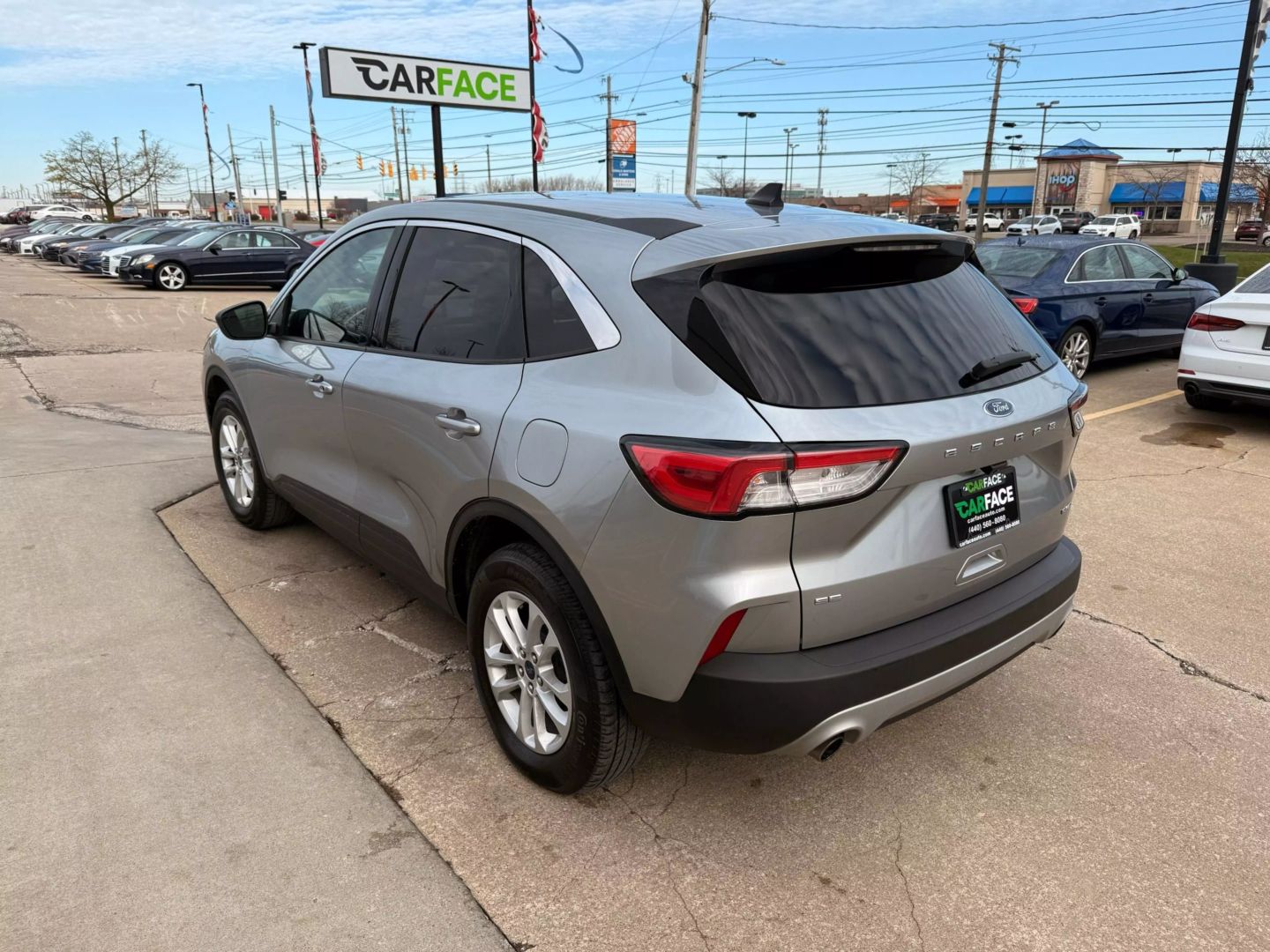 2022 Ford Escape - Image 8