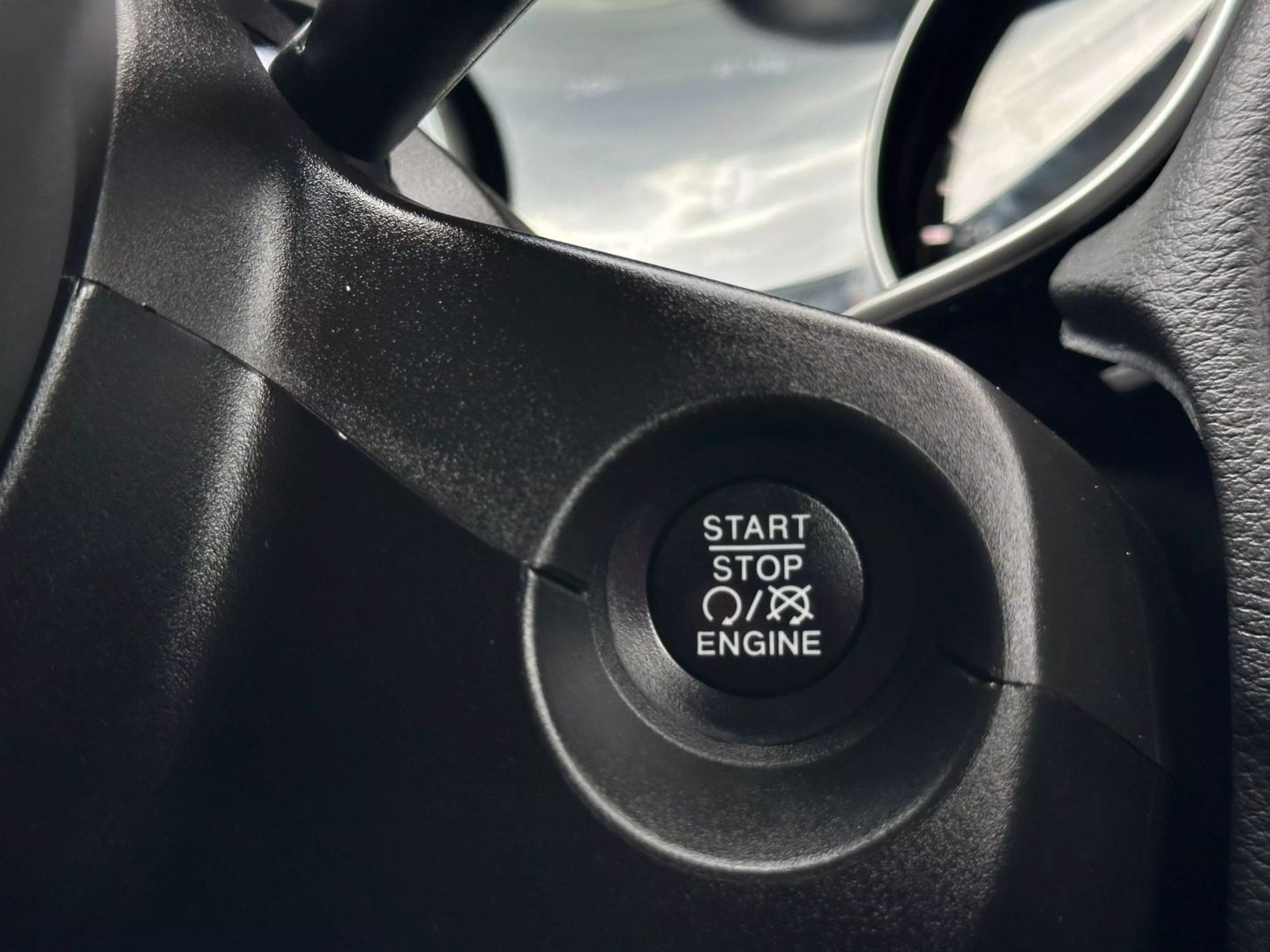 2019 Jeep Compass - Image 50