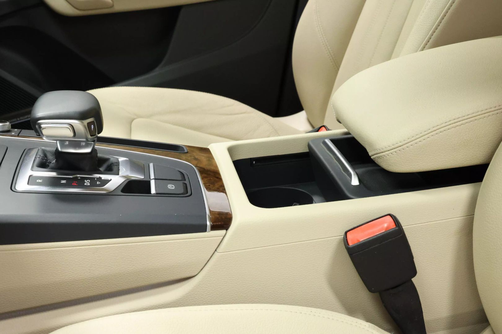 2018 Audi Q5 - Image 46