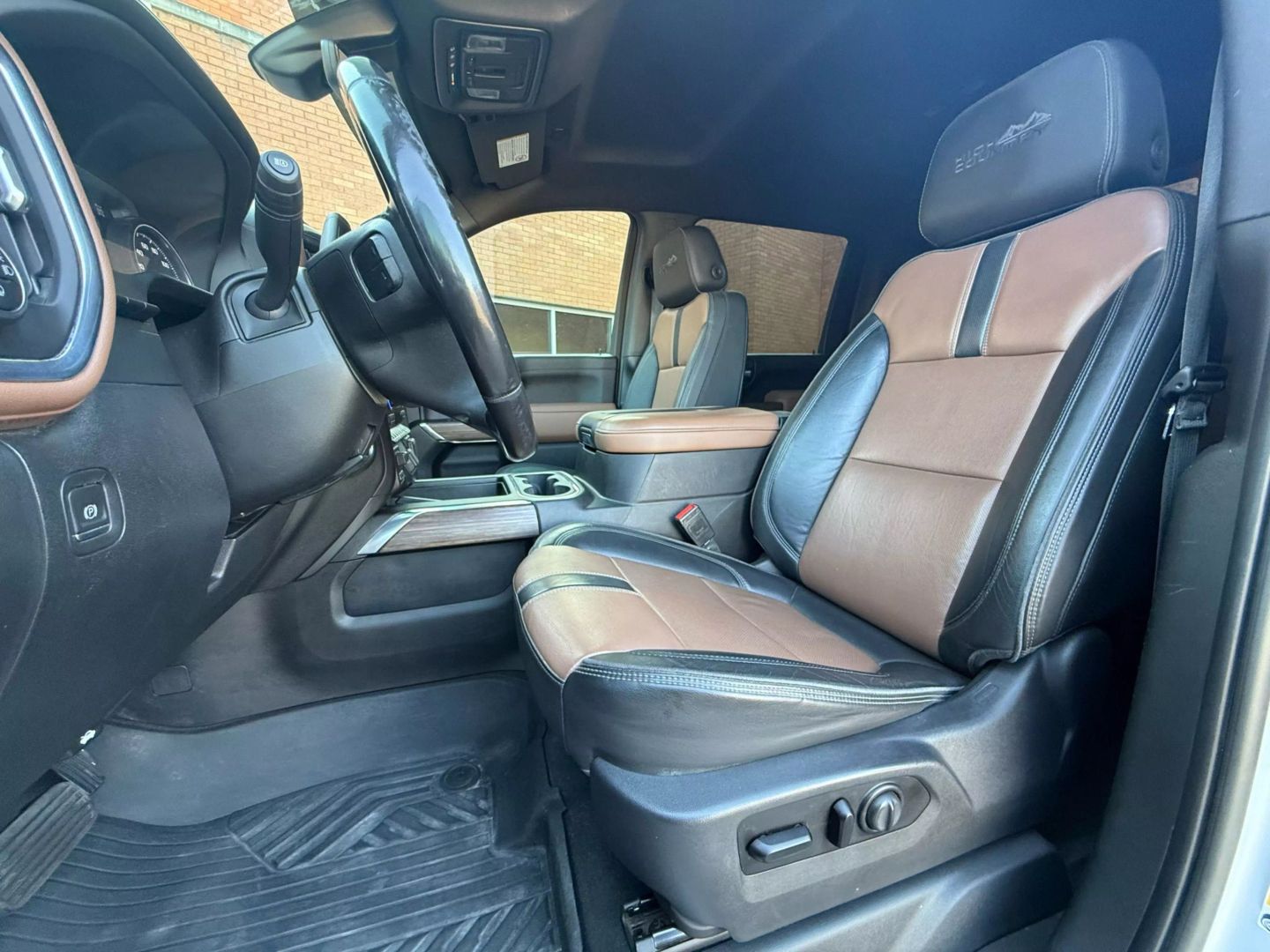 2021 Chevrolet Silverado 2500 Hd Crew Cab - Image 2