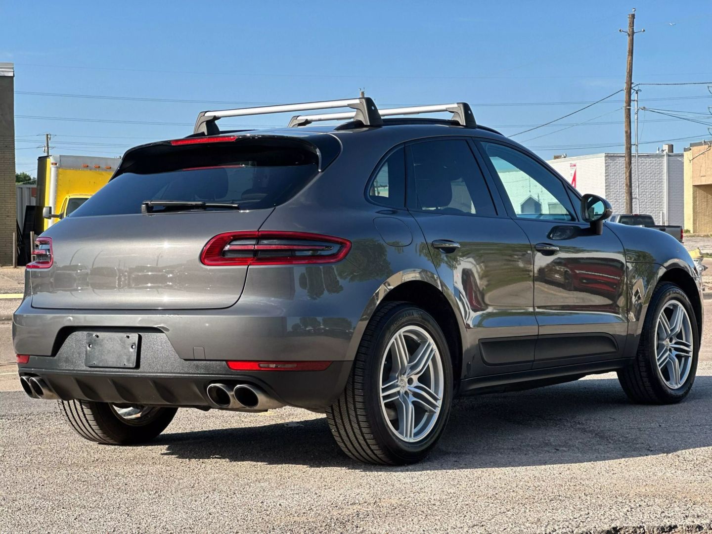 2015 Porsche Macan - Image 5