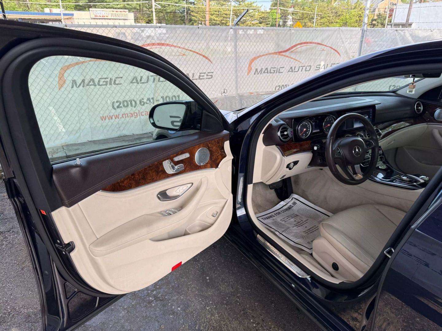 2018 Mercedes-benz E-class - Image 14