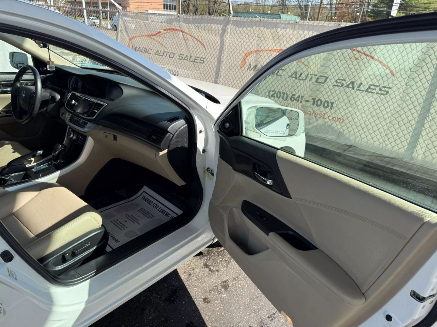 2015 Honda Accord - Image 24