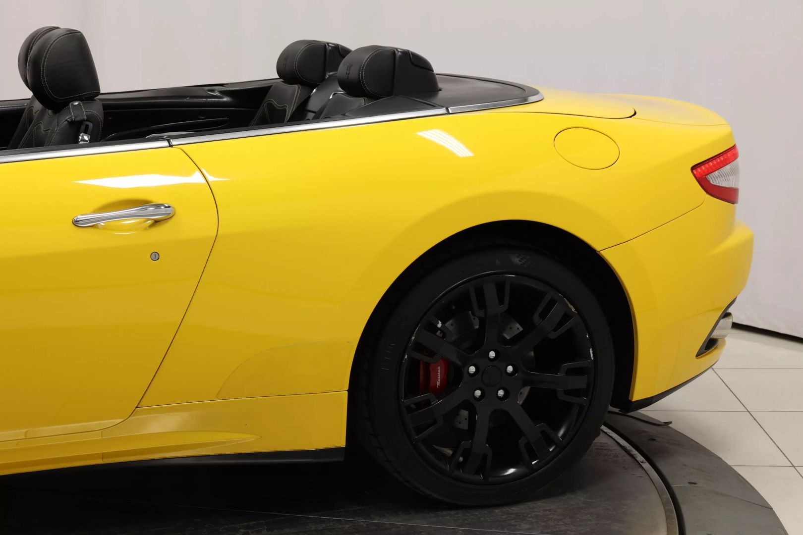 2011 Maserati Granturismo - Image 7