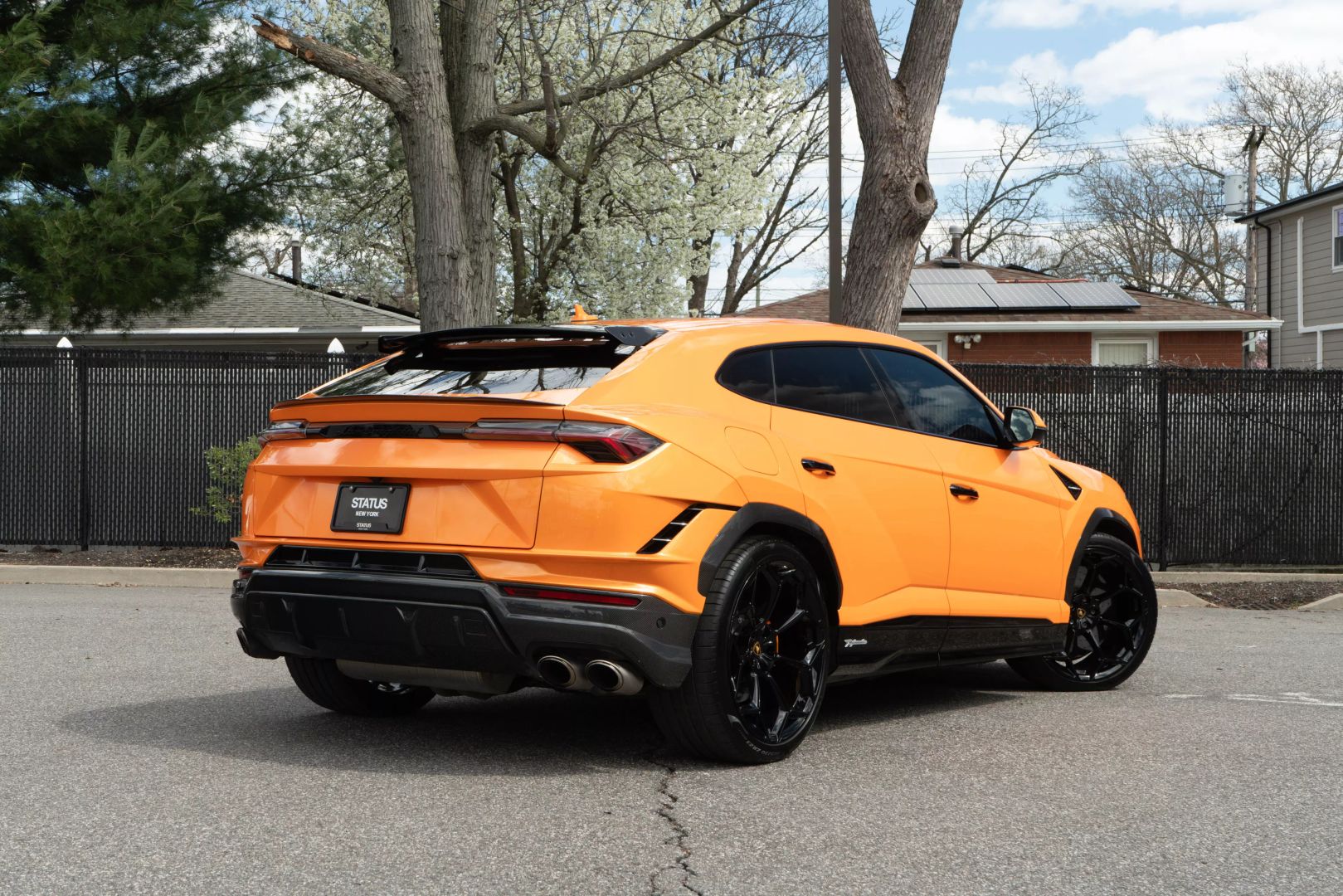 2023 Lamborghini Urus - Image 21