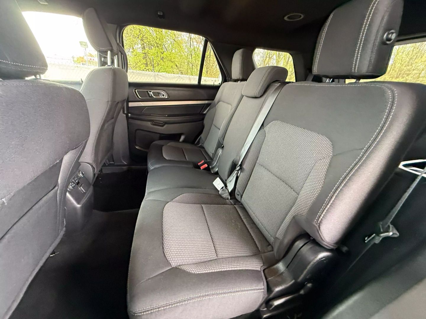 2018 Ford Explorer - Image 19