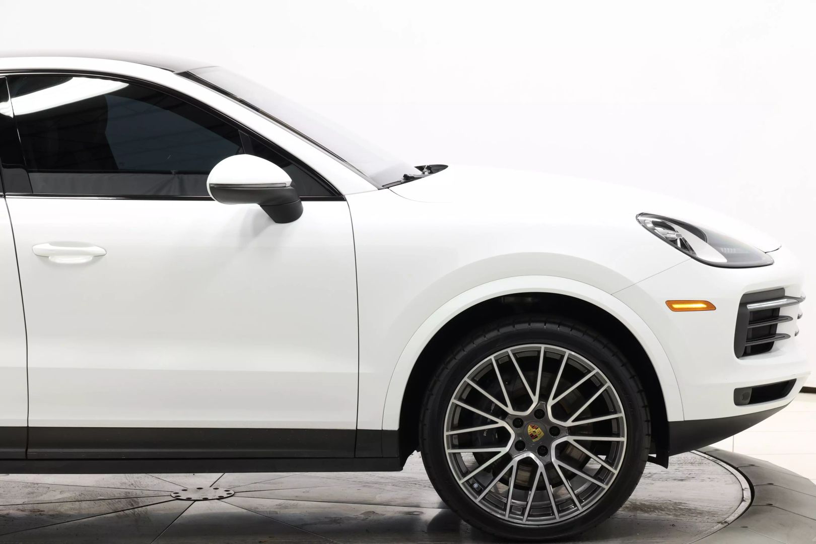 2021 Porsche Cayenne Coupe - Image 70