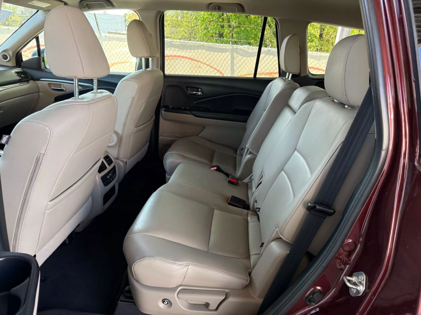 2018 Honda Pilot - Image 18