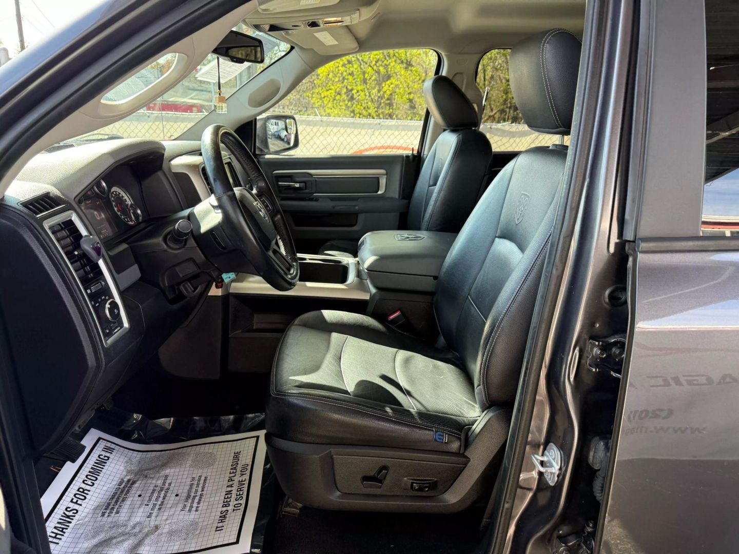 2017 Ram 1500 Crew Cab - Image 15
