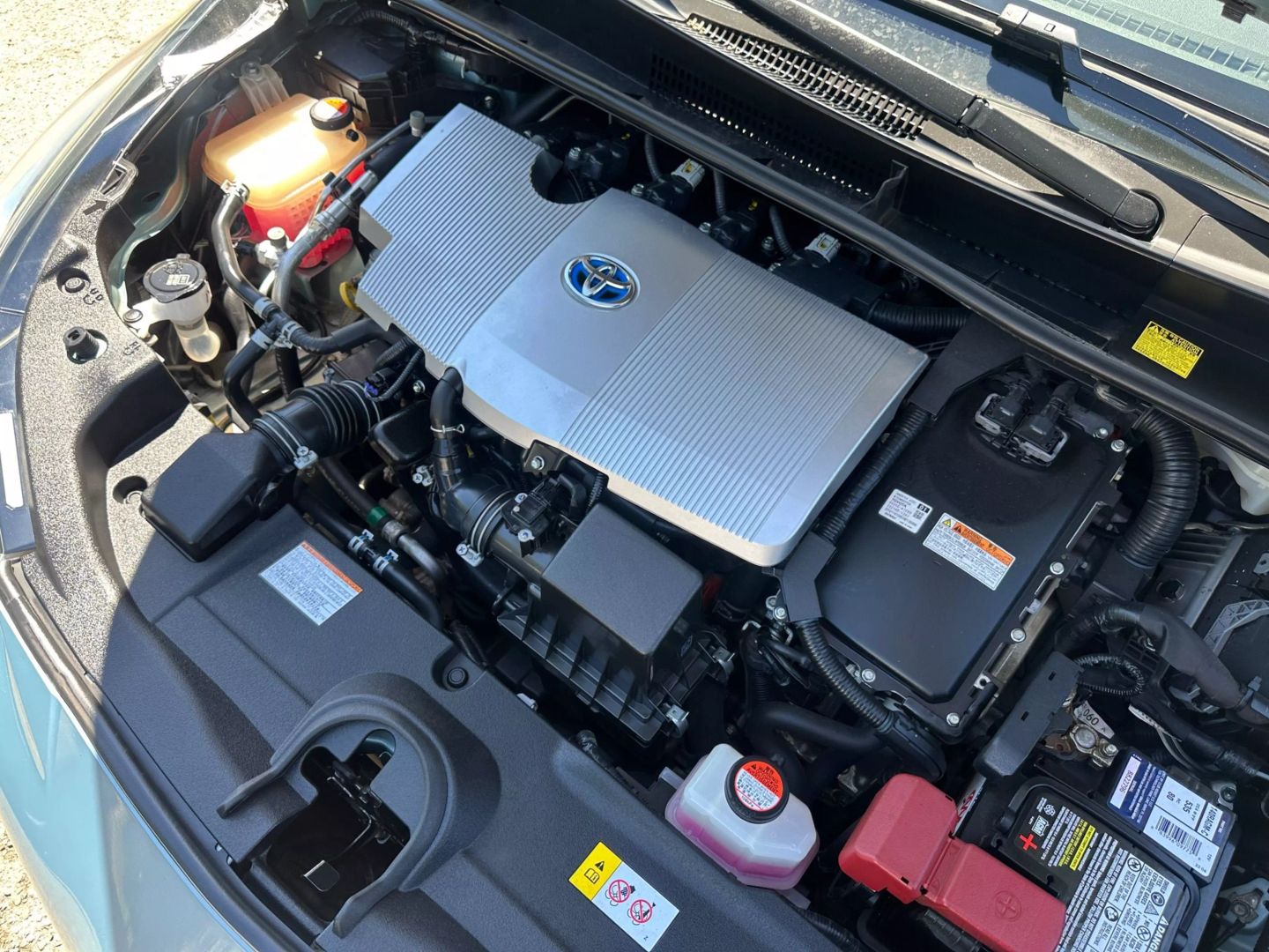2016 Toyota Prius - Image 48