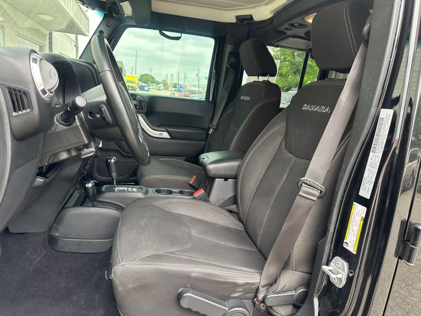 2017 Jeep Wrangler Unlimited - Image 14