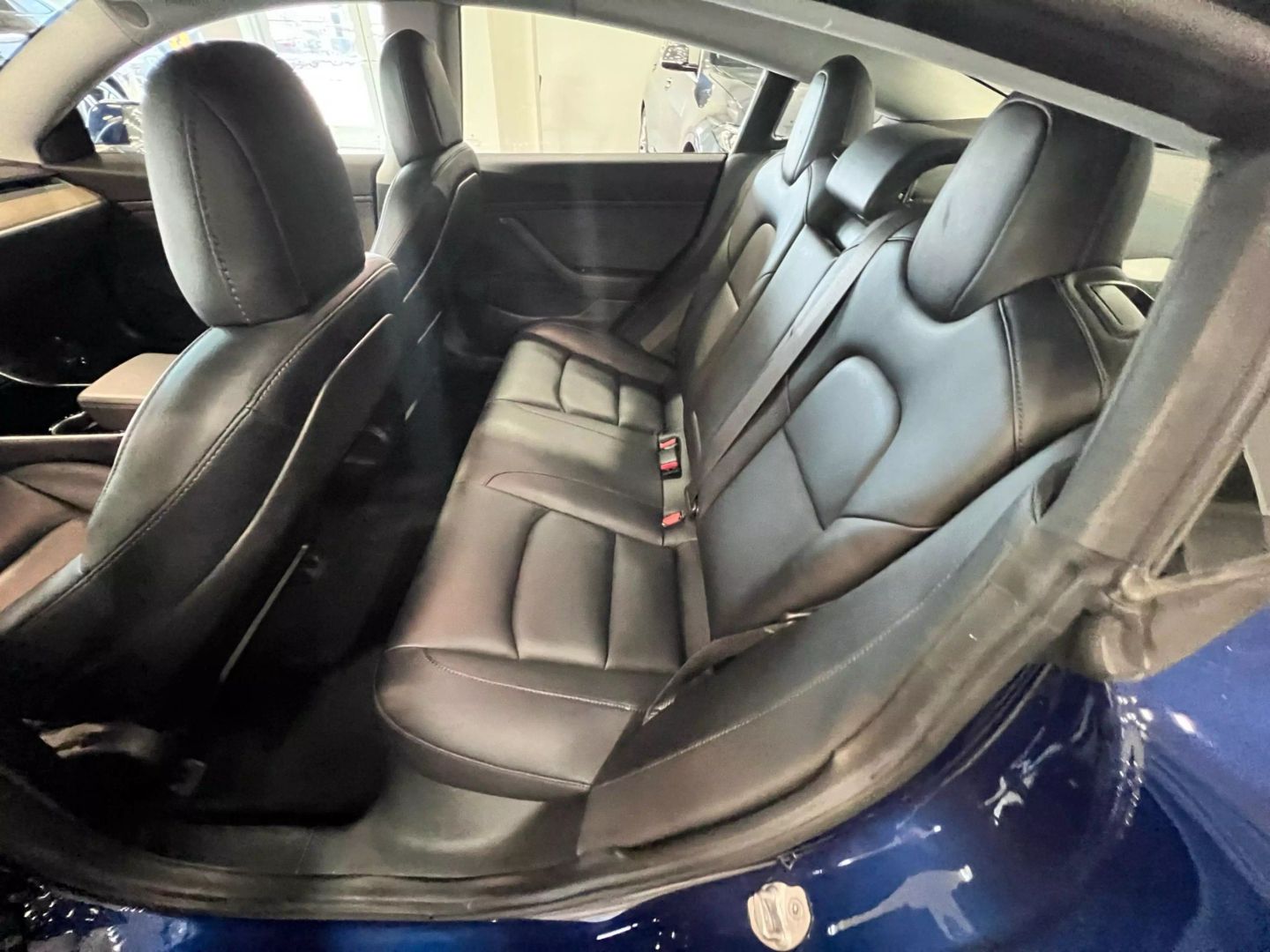 2018 Tesla Model 3 Mid Range Sedan 4d - Image 20
