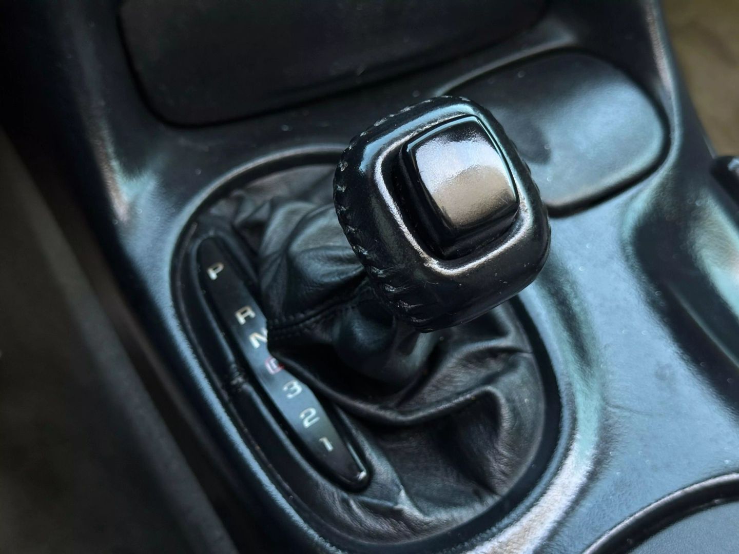 2001 Chevrolet Corvette - Image 29
